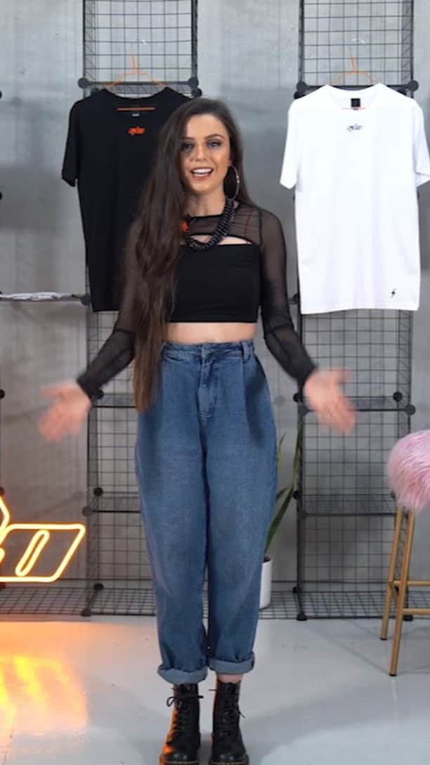 シェール・ロイドのインスタグラム：「GLO Streetwear fashion by Cher Lloyd Shop the full collection - https://gloofficial.com/offtherack  In this episode of ‘Off The Rack’ Cher Lloyd is joined by stylist Kojo and dancer Jecoliah. Together, Cher and Kojo are styling Cher’s GLO collection to give you outfit inspiration for every occasion from an everyday casual outfit to a daring festival look. - Follow Cher Lloyd:  Facebook: https://www.facebook.com/cherlloydmusic  Twitter: https://twitter.com/cherlloyd  Instagram: https://instagram.com/cherlloyd - Follow GLO https://www.facebook.com/GloOfficial/ https://www.instagram.com/glo.official/ https://twitter.com/GLOofficial」