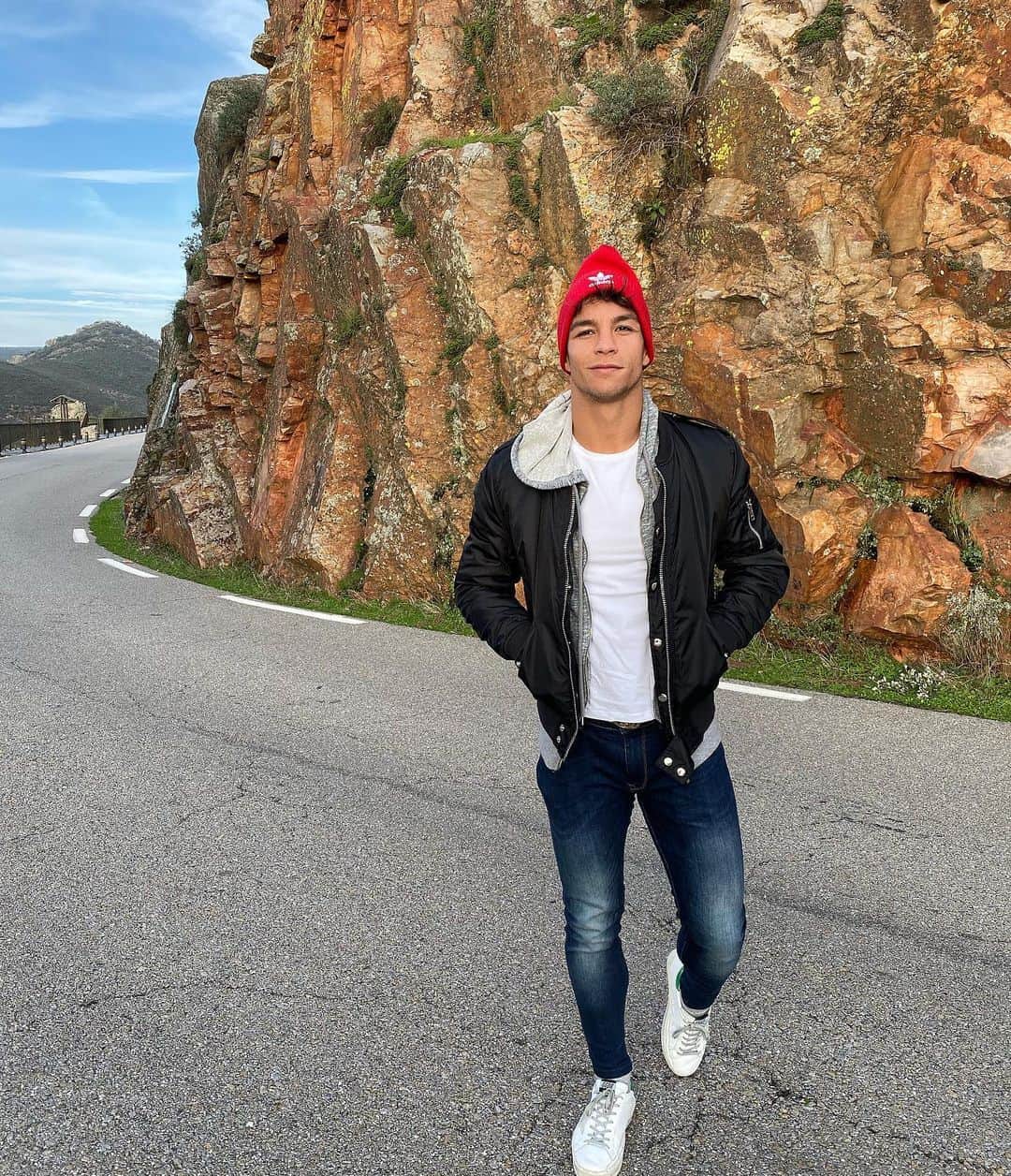 オリベル・トーレスのインスタグラム：「Extremadura y sus encantos 🍂 📸 @patrigoe」