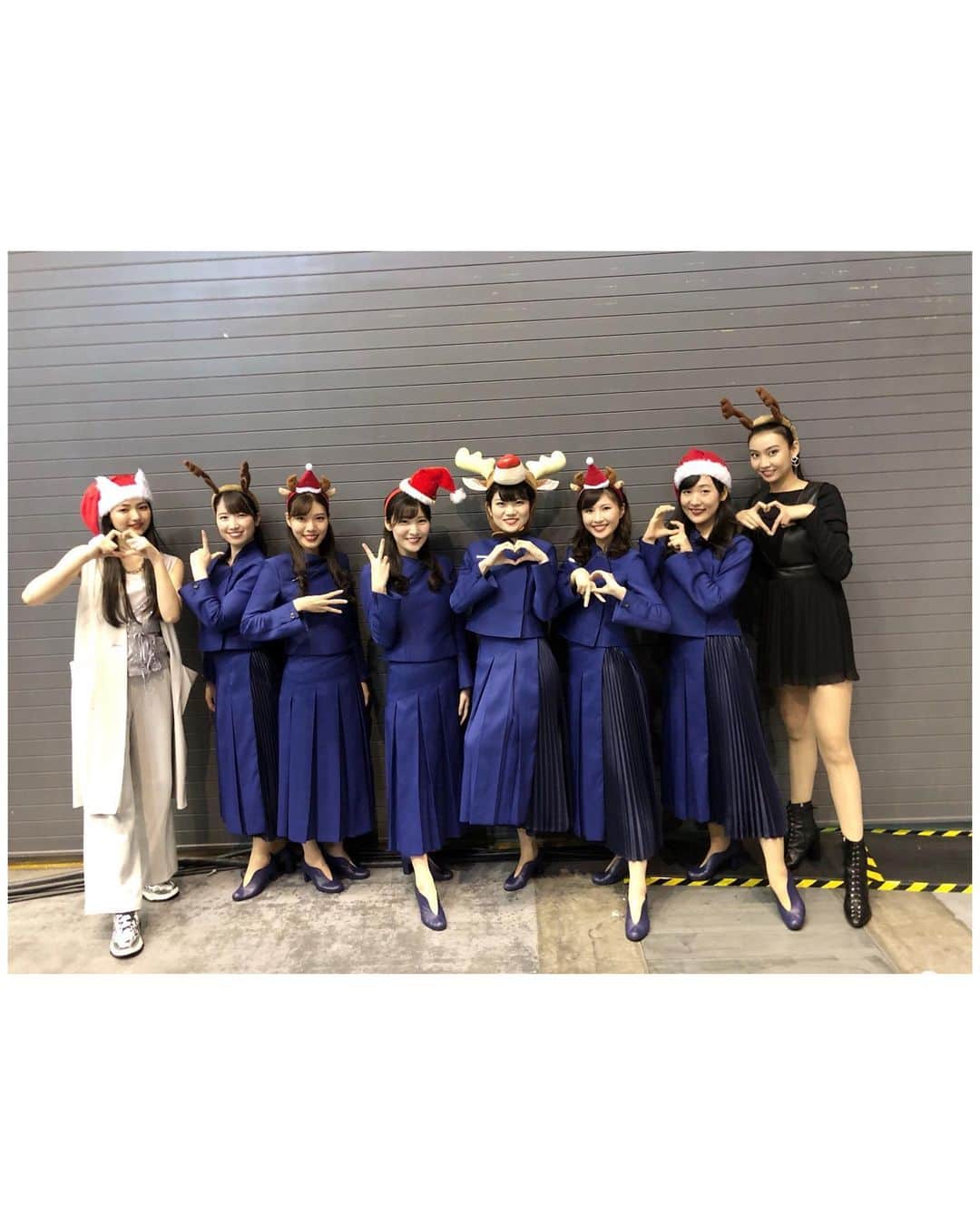 蔵歩実のインスタグラム：「福岡ありがとうございました🎄🎅🎁💕 . . #福岡モーターショー #福岡 #スバル #SUBARU #japanese #japanesegirl #일본 #일본인 #일본사람#東京 #tokyo #도쿄 #モデル #model#모델 #followme  #高身長 #高身長女子 #instalove #ootd」