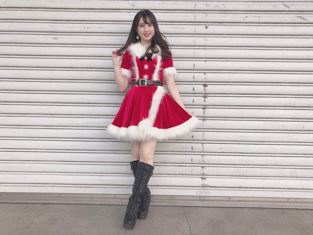 永野芹佳さんのインスタグラム写真 - (永野芹佳Instagram)「クリスマスイブ🎄🥰 今年最後の握手会でした！ 芹佳のレーンに並んでくださった皆さん ほんとにありがとうございました☺️ 来年も握手会で色んな思い出を 作れるといいな、、😇💓 #握手会」12月24日 18時44分 - iroziro_serika