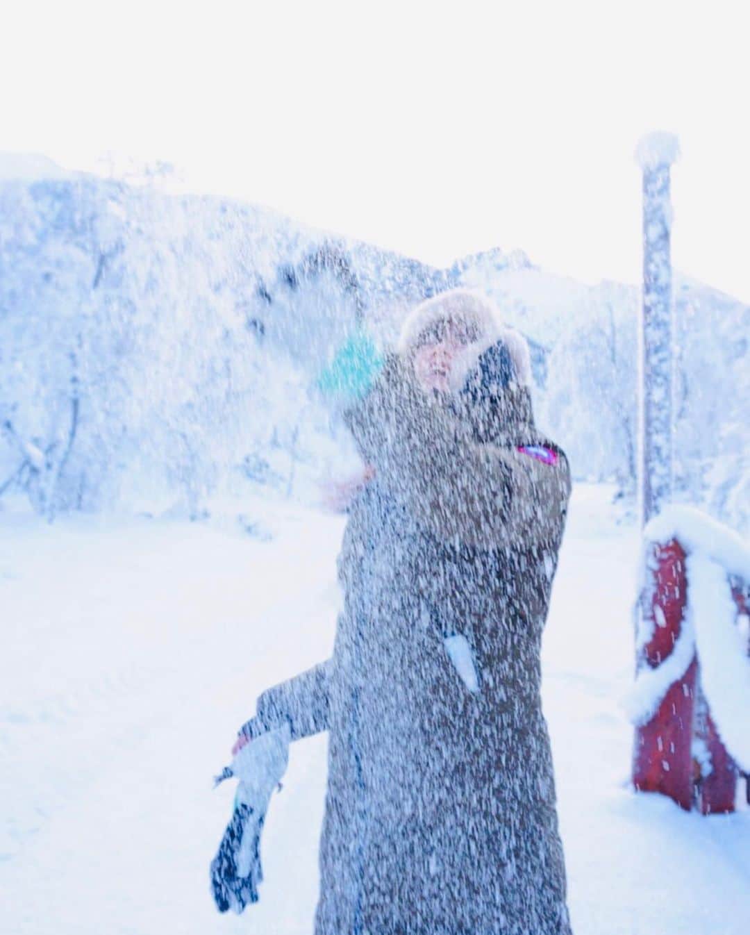 山本美月（スタッフ）さんのインスタグラム写真 - (山本美月（スタッフ）Instagram)「ノルウェーのオフショット。 まだまだ沢山あります！  #山本美月 #山本美月スタッフ」12月24日 19時17分 - mizuki_staff