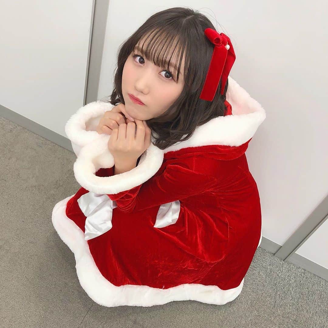 公野舞華さんのインスタグラム写真 - (公野舞華Instagram)「﻿ ﻿ ﻿ ﻿ ﻿ クリスマス、イブだね❄﻿ ﻿ ﻿ ﻿ ﻿ ﻿ ﻿ ﻿ #はちみつロケット #はちロケ﻿ #公野舞華 #きみちゃん #サンタ﻿ #クリスマスイブ #クリスマス﻿ ﻿ ﻿」12月24日 19時27分 - comiqon_maika