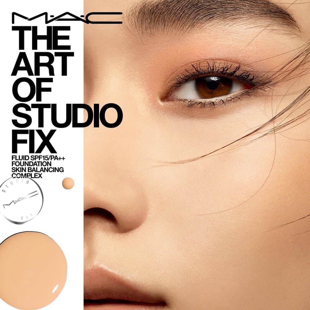 M∙A∙C Cosmetics Japanのインスタグラム：「ㅤ #MACXNissy 限定キャンペーン!! 本日から限定4店舗(下記記載店舗)M･A･Cコーナーにて、先行スタート! M·A·C 表参道ヒルズ店 M·A·C 伊勢丹新宿本店 M·A·C ジェイアール名古屋タカシマヤ M·A·C 阪急うめだ本店 ㅤ 高いカバー力、24時間崩れない*1、24色展開の、 リキッドファンデ、スタジオ フィックス フルイッド。 ㅤ 対象製品ご購入でもれなくプレゼント、限定コラボカード 枚数限定!　限定コラボショッパー 12/26 (木)~全店、公式オンラインショップでスタート! 詳しくは、プロフィールページ(公式オンラインショップ)をチェック♪ ㅤ *1 色もちデータ取得済(当社調べ、個人差あり) ㅤ #Nissy #西島隆弘 #24ファンデ #24時間 #24色 #MACCosmeticsJapan #MACコスメ #リキッドファンデーション ㅤ ㅤ ㅤ #MACCosmetics #コスメ #メイク #スタジオフィックスフルイッド #スタジオフィックス #studiofix #ファンデ #ファンデーション #ベースメイク #カバー力 #崩れない #テカらない #美肌 #メイク法 #カラバリ #makeup #basemakeup #cosmetics #foundation #beauty」
