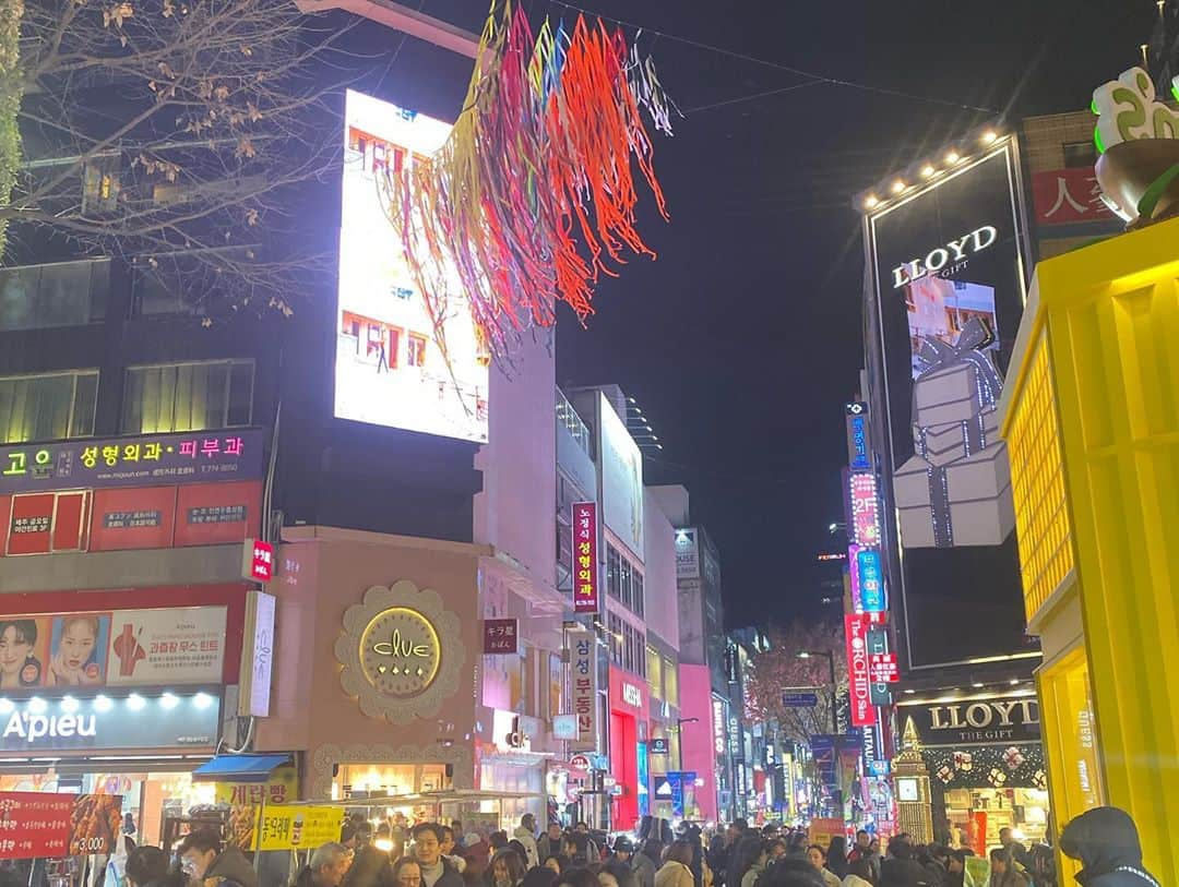 三鬼海さんのインスタグラム写真 - (三鬼海Instagram)「初韓国🇰🇷 まさくんと^_^ #時差投稿」12月24日 11時31分 - mikikai_4