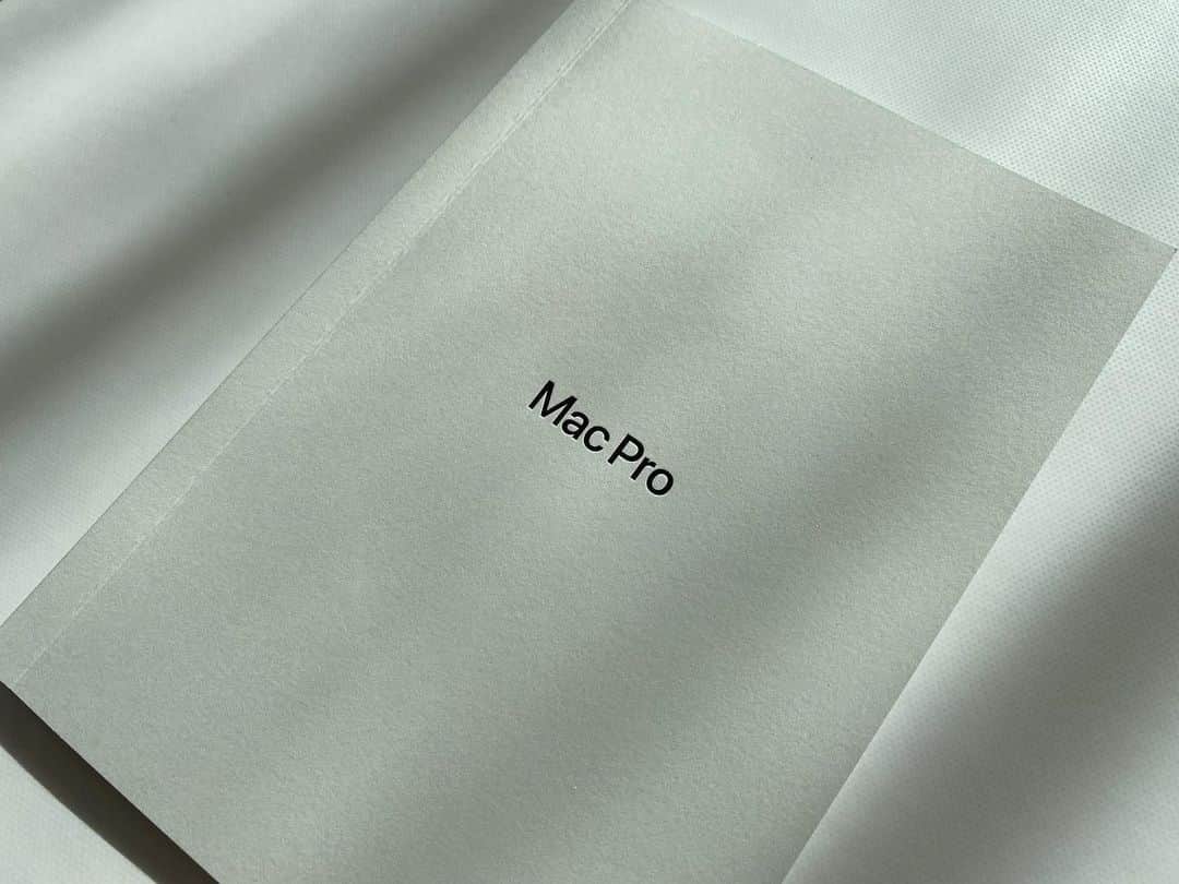 瀬戸弘司のインスタグラム：「Coming Soon ... 2019/12/24 19:00  #macpro2019」