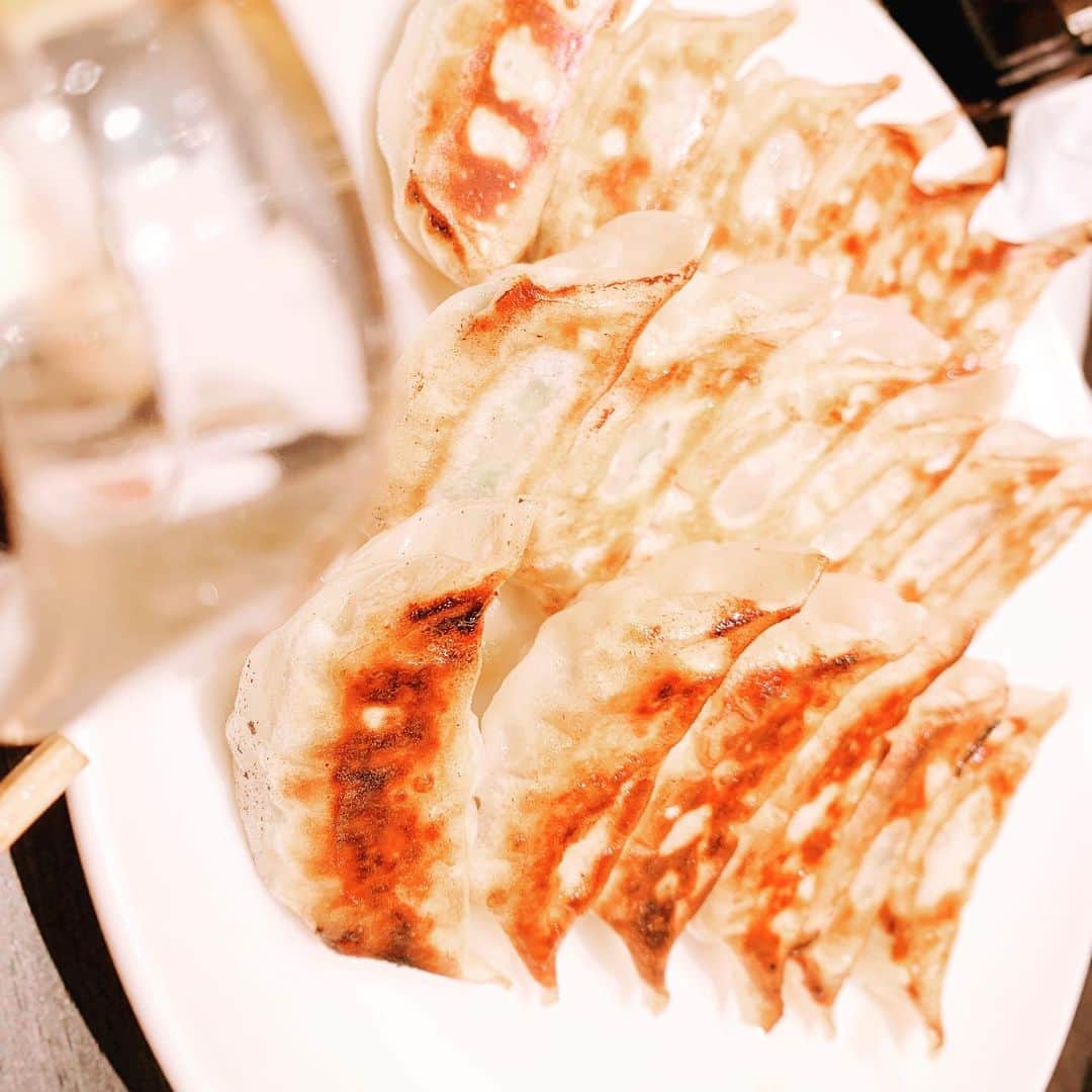 澁谷梓希さんのインスタグラム写真 - (澁谷梓希Instagram)「餃子はたくさん食べたい」12月24日 12時04分 - azk_s811