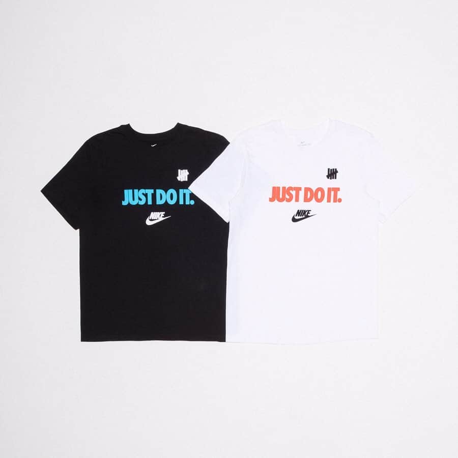 UNDFTDさんのインスタグラム写真 - (UNDFTDInstagram)「UNDEFEATED x NIKE AIR MAX Apparel and Accessories // Available Friday 12/27 at All US Undefeated Chapter Stores and Undefeated.com. Hoodie exclusive to Undefeated.com」12月24日 12時01分 - undefeatedinc