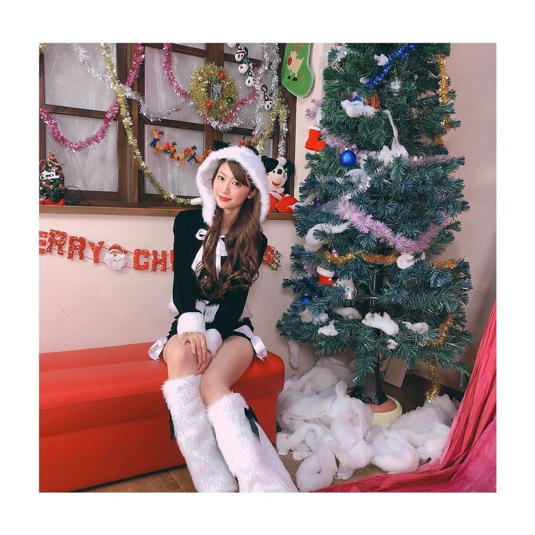 愛聖りささんのインスタグラム写真 - (愛聖りさInstagram)「. #christmaseve #blacksanta #🎄」12月24日 12時02分 - risa_aise