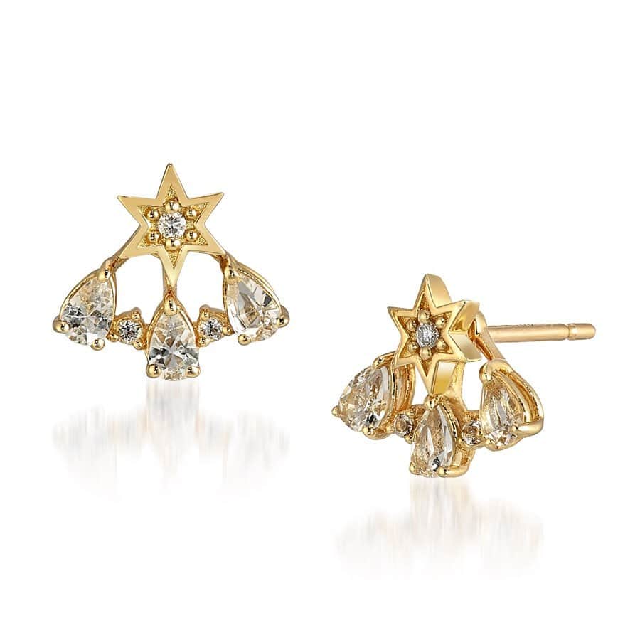 STAR JEWELRY Girlさんのインスタグラム写真 - (STAR JEWELRY GirlInstagram)「しんしんと降る雪を感じさせる"winter garden" トレンドのイヤーカフは、リンクしたデザインをチョイスしてクリスマスのコーディネートを楽しんで♪  #wintergarden #christmas #Xmas #gift  #diamond #pearl #gold #pierce #earcuff #star #jewelry #STARJEWELRYGirl #クリスマス #ギフト  #ダイヤモンド #パール #ゴールド  #ピアス #イヤーカフ #スタージュエリーガール #ジュエリー」12月24日 12時14分 - star_jewelry_girl