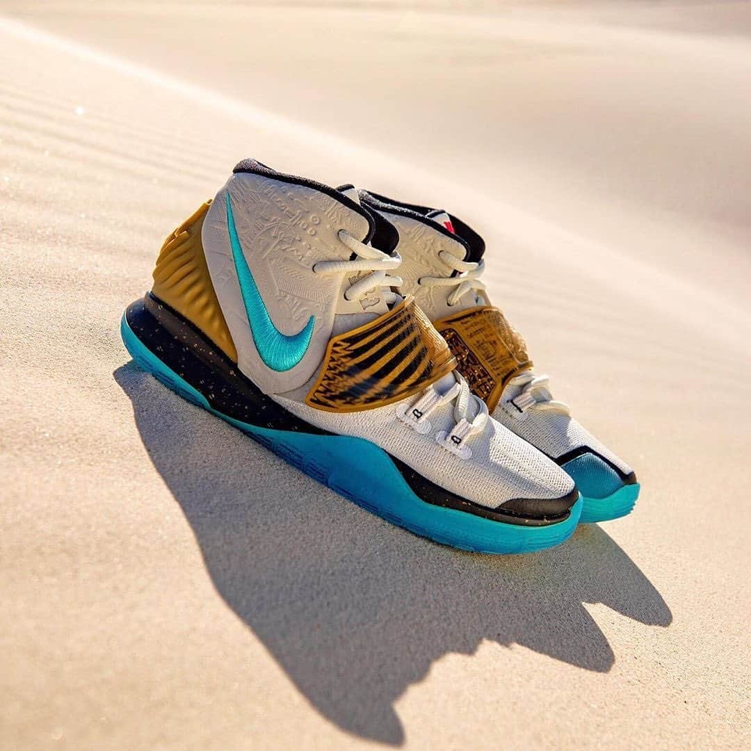 HYPEBEASTさんのインスタグラム写真 - (HYPEBEASTInstagram)「@hypebeastkicks: @cncpts has officially revealed its @nike Kyrie 6 collaborations with the "Khepri" and a kids-only "Golden Mummy". Continuing Concepts and Kyrie Irving's long-running Ancient Egyptian theme, the shoe is set to release on December 27 in Concepts’ Boston and New York locations, as well as on the Concepts webstore.⁠⠀ Photo: Concepts」12月24日 12時44分 - hypebeast