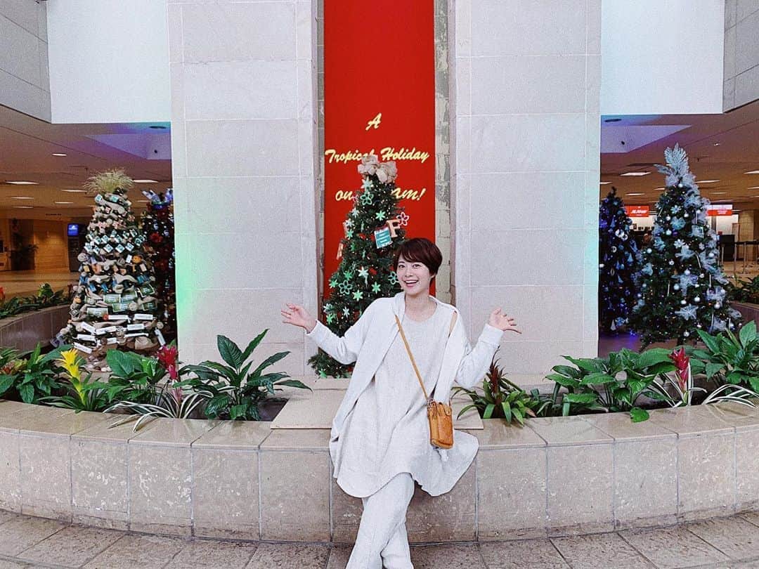 中村優さんのインスタグラム写真 - (中村優Instagram)「Merry Christmas🎄🎅✨❤️🌈 グアムの空港にあったツリー✨ #guam#優trip」12月24日 13時03分 - nkmr_yu