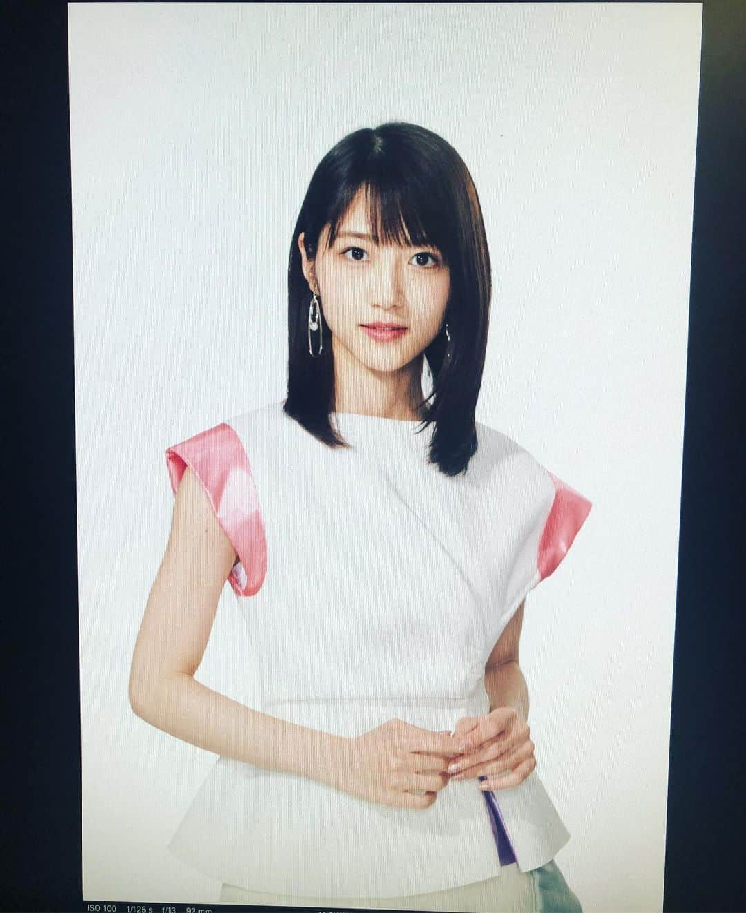 若月佑美さんのインスタグラム写真 - (若月佑美Instagram)「. WOWOW 2020.2.23 22:00〜 『ドラマW 父と息子の地下アイドル』 に出演する事が決定しました！！ まだまだ未熟者ですが 元アイドルだからこその リアルさだったり説得力を武器に 素敵な作品になるように精一杯頑張ります。 久々に歌ったり踊ったりするのかも⁉︎ 放送を是非楽しみにしていてください。 . #父と息子の地下アイドル #wowow  #ドラマw #若月佑美」12月24日 13時48分 - yumi_wakatsuki_official