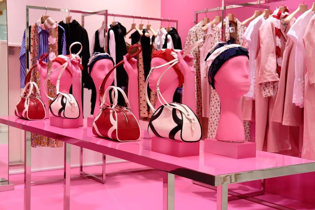 DOVER STREET MARKET GINZAのインスタグラム