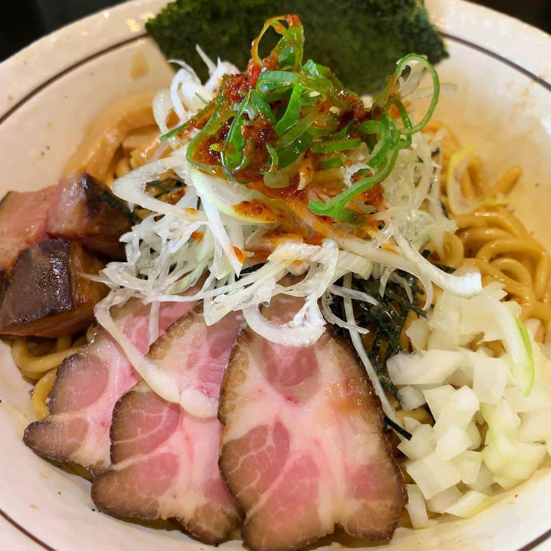 安野勇太のインスタグラム：「中華そば しながわ ABURASSO 中。久しぶりのABURASSOはもう麺が美味すぎて次は絶対に大ですね。最高！」