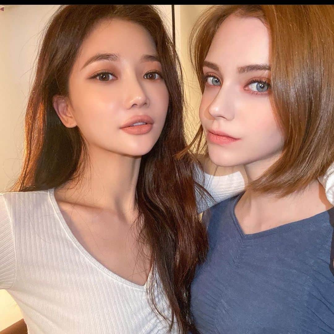 Chuuのインスタグラム：「Happy Christmas Eve!🎄✨#chuuseoul」