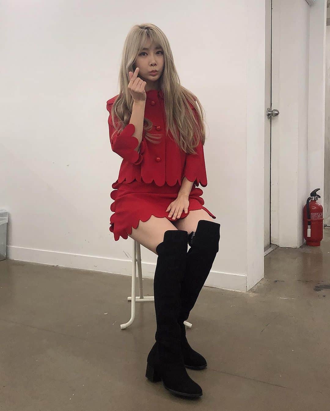 ジェアのインスタグラム：「메리크리스마스!!! ❣️❣️⛄️🎄 다들 오늘 뭐해?! 🐶」