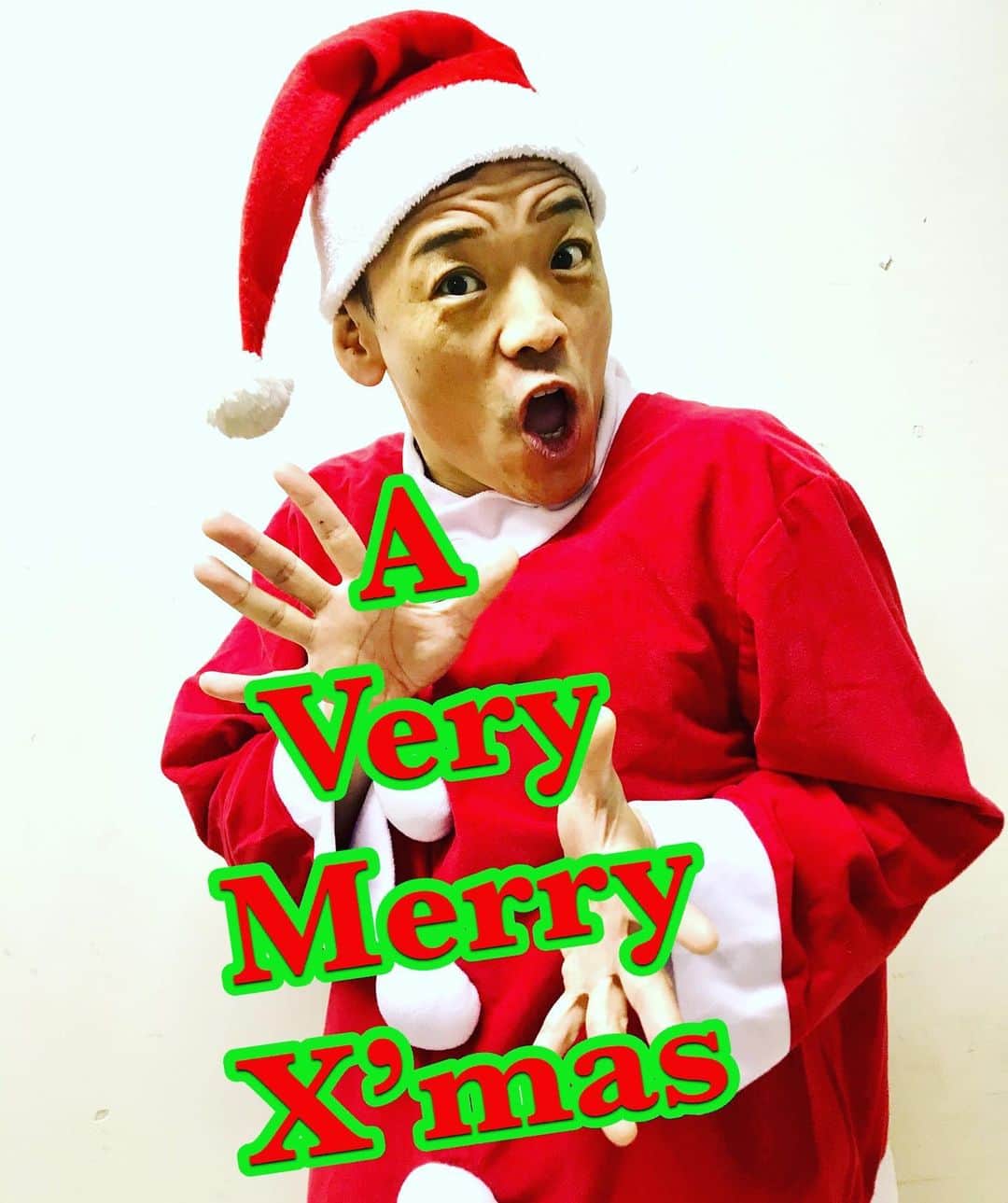 森田展義さんのインスタグラム写真 - (森田展義Instagram)「素敵なイヴを！ Happy Holiday #クリスマスイブ #Christmaseve」12月24日 17時12分 - nobmorley
