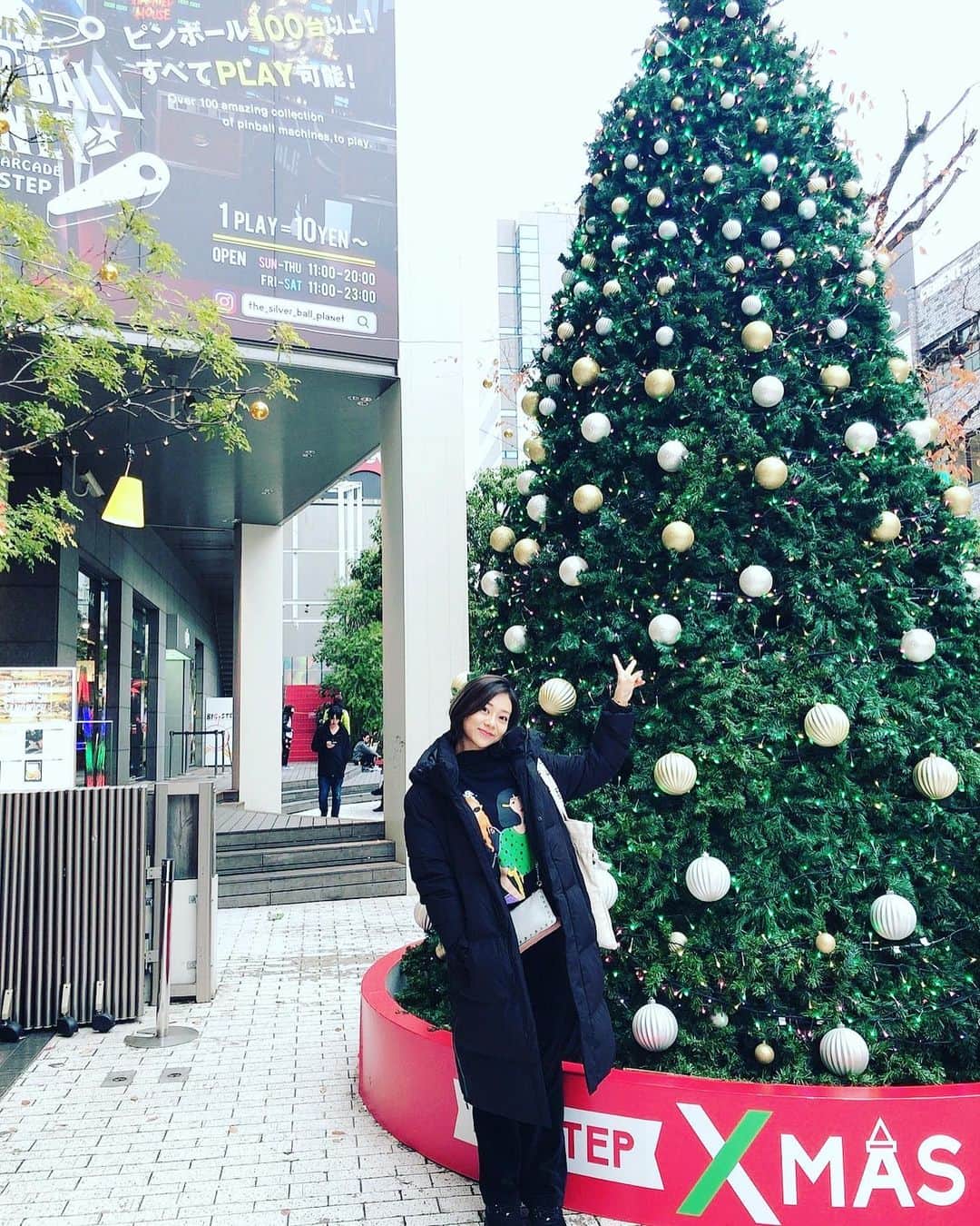 指出瑞貴さんのインスタグラム写真 - (指出瑞貴Instagram)「色々な場所のツリー🥳❤️🎄❄️ #2019 #christmastree #korea #coex #osaka #usj #さ私服」12月24日 18時10分 - sashidemizuki