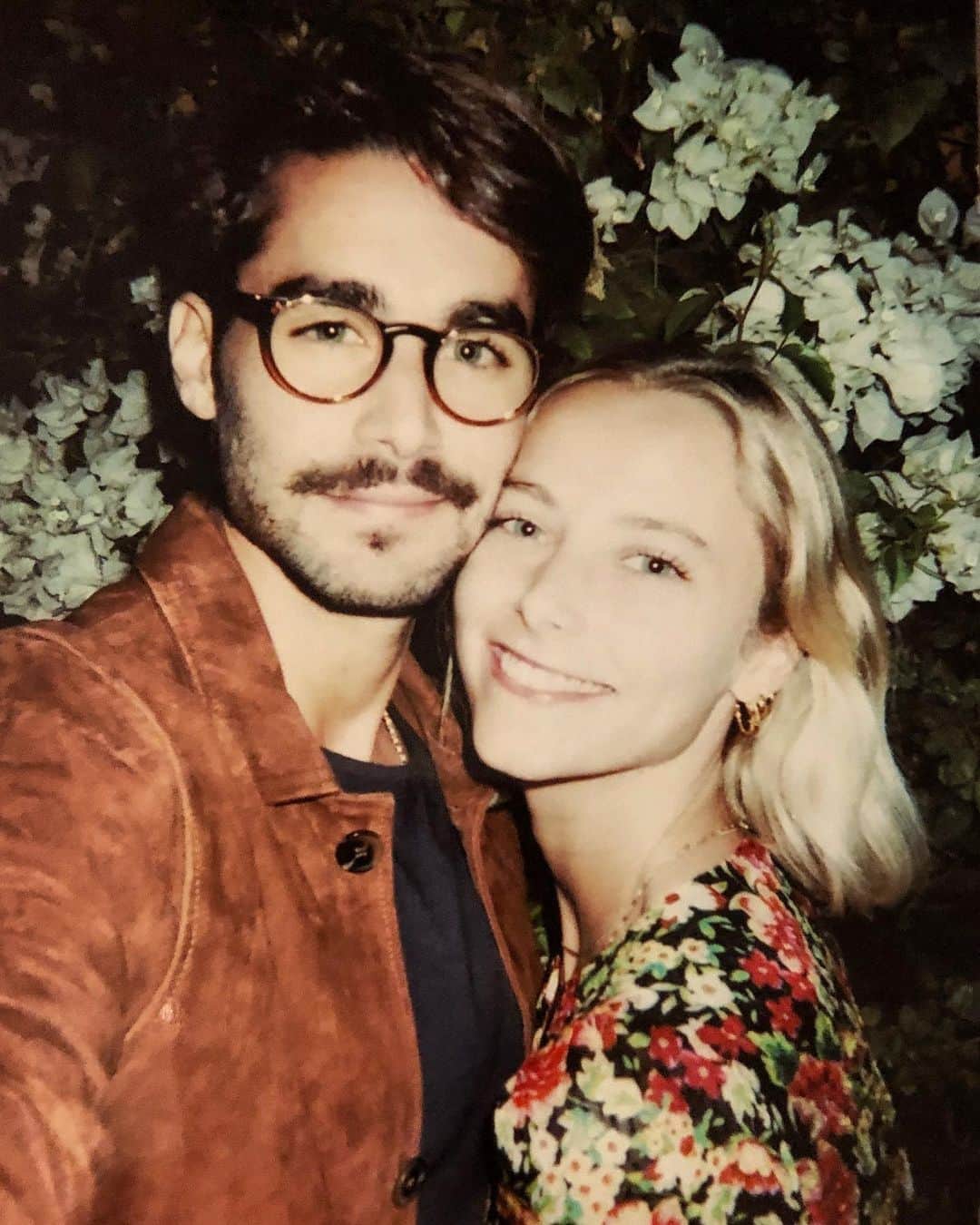 NICOLAS SIMOESのインスタグラム：「Merry Christmas to all of you guys, spend the best time with your beloved ones ♥️✨」