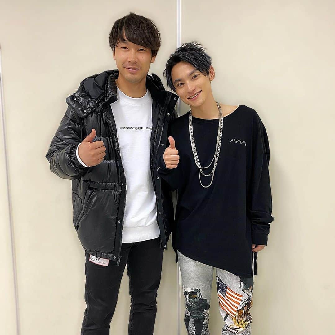 武田翔太のインスタグラム：「先日、日高くんにも久々会えたよ👍 カッコ良かったです🔥 ありがとうございます😊  #日高光啓 #AAA #SKYHI」