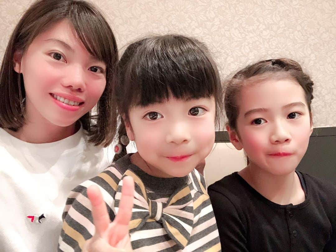 青木玲緒樹のインスタグラム：「_ 楽しい時間はあっという間💖 約束してた映画🍿と焼肉🥩🍴 この日もたくさん癒された🥺🥺 また次会えるのが楽しみ🧏🏻‍♀️🌟」