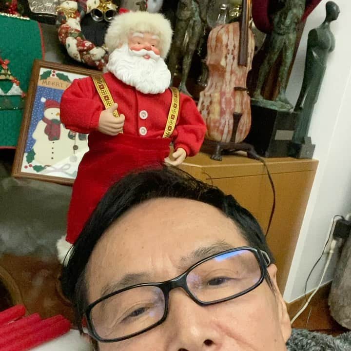 森進一のインスタグラム：「メリークリスマス🎅」