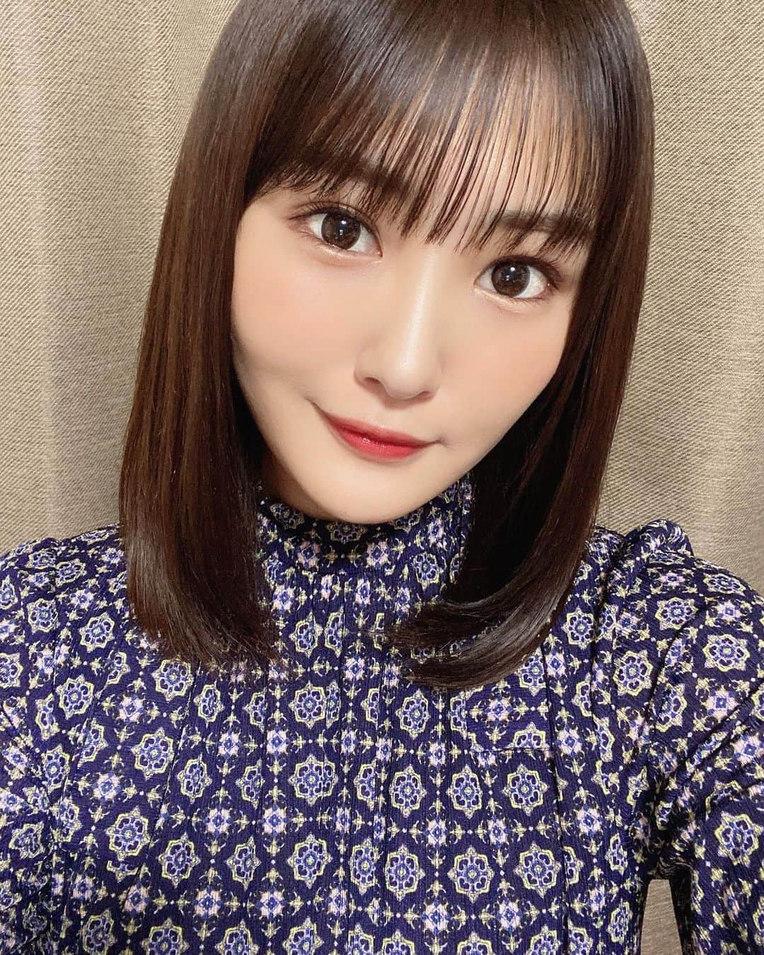 川上礼奈さんのインスタグラム写真 - (川上礼奈Instagram)「. #iPhone11pro 📱♡ ゲット😏✨ 画質が最高に良すぎる〜🥺👏」12月24日 21時13分 - kawakami_rena