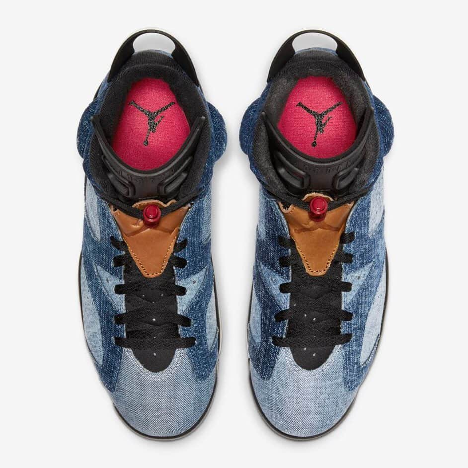 HYPEBEASTさんのインスタグラム写真 - (HYPEBEASTInstagram)「@hypbeastkicks: @jumpman23 has now given an official look at its upcoming “Washed Denim” take on the Air Jordan 6. The sneaker features three different denim washes across the upper, including a darker section towards the rear, and contrasting light and dark panels on the front foot. It’s then been finished off with a black midsole with sail detailing, brown leather on the tongue and red touches on the fastening system and footbed. Expect it to release via the Nike web store on January 28.⁠⠀ Photo: Nike」12月24日 21時36分 - hypebeast