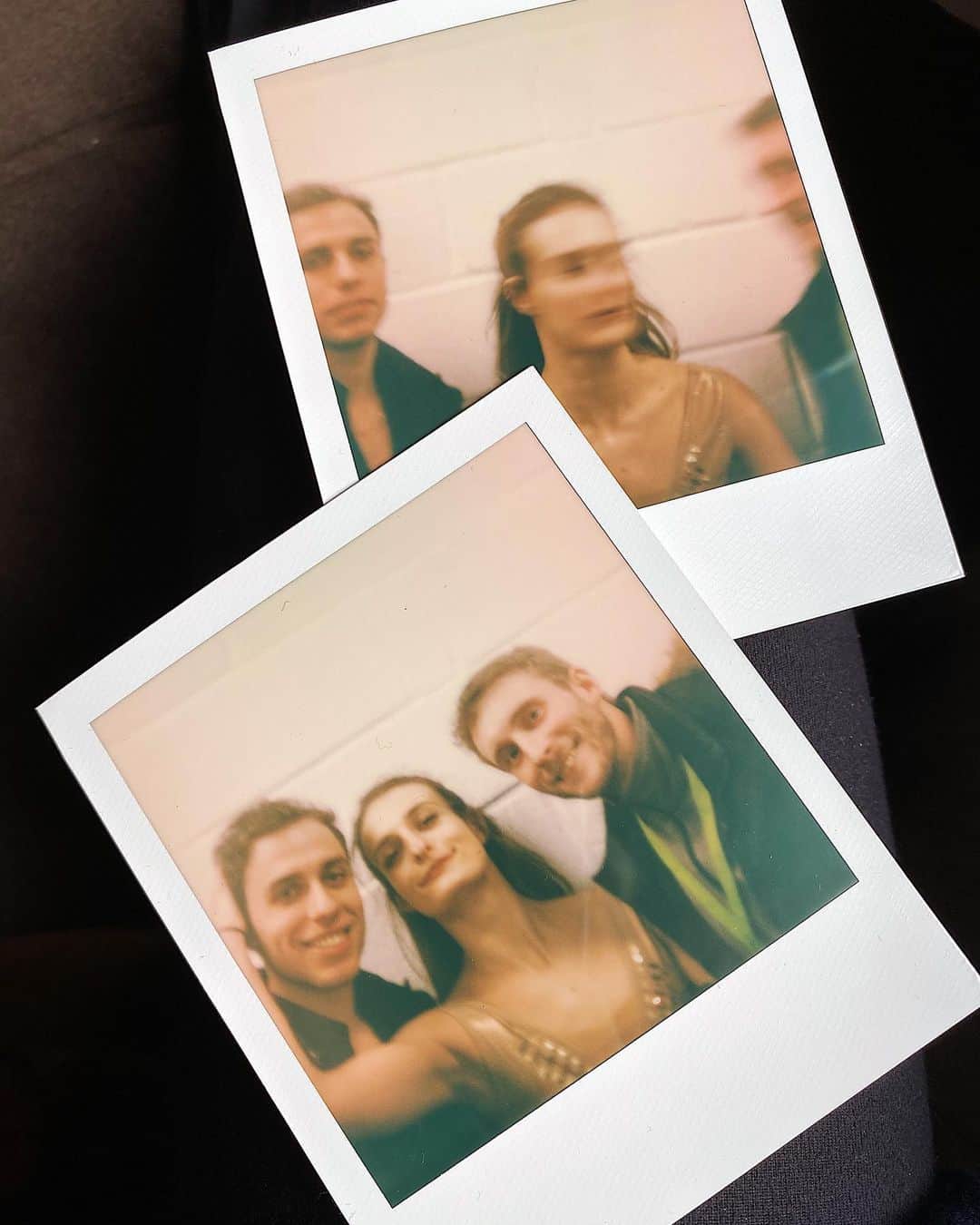 ガブリエラ・パパダキスのインスタグラム：「Moments fugaces. Amitiés intemporelles.」