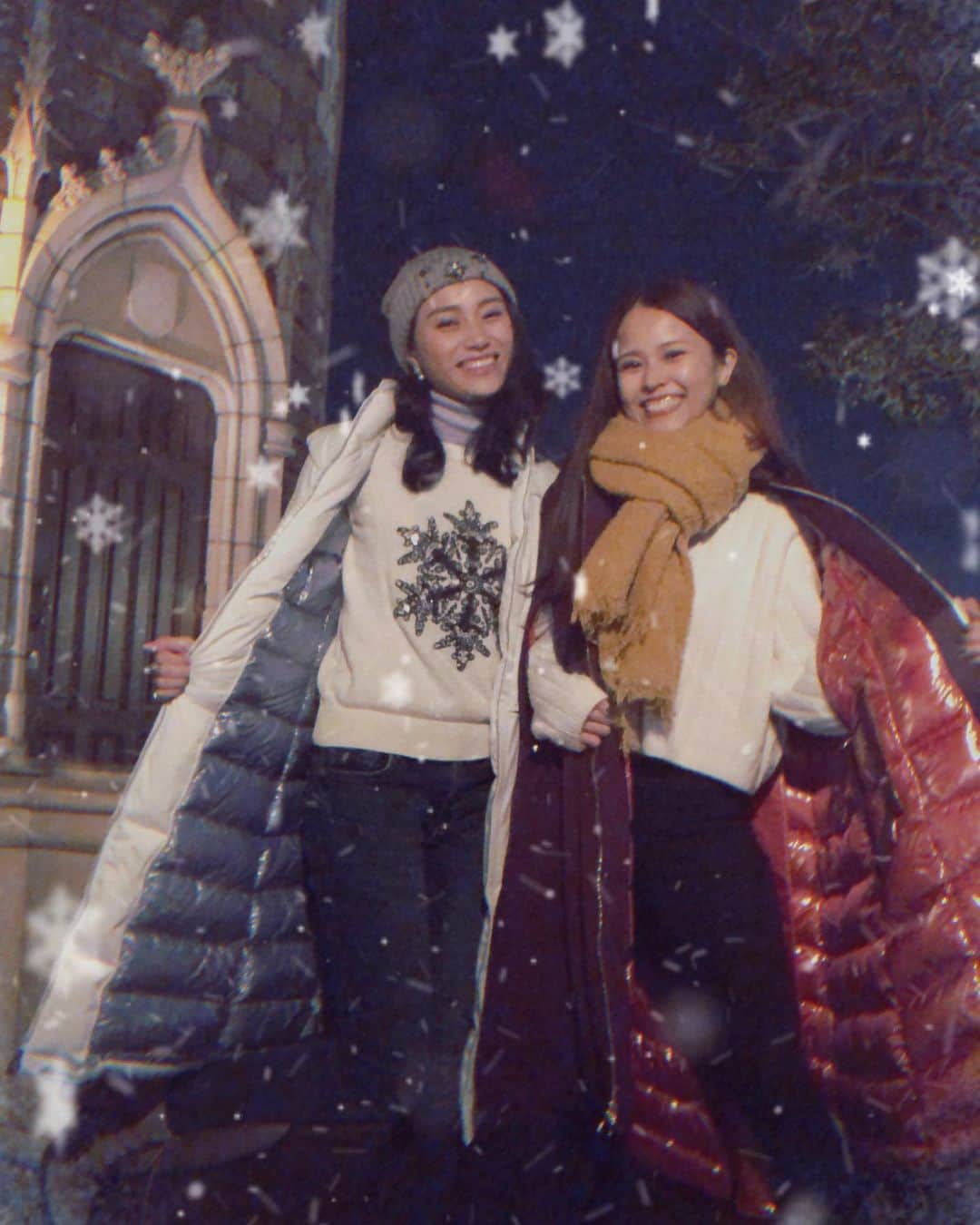 MiracleVellMagicさんのインスタグラム写真 - (MiracleVellMagicInstagram)「Frozen sisters👭❄️🍂 My ホリスターバイト時代からの beautiful fabulous friend, Eriko! なんだか本物の姉妹に見えちゃうわね。❤︎」12月24日 22時56分 - miraclevellmagic
