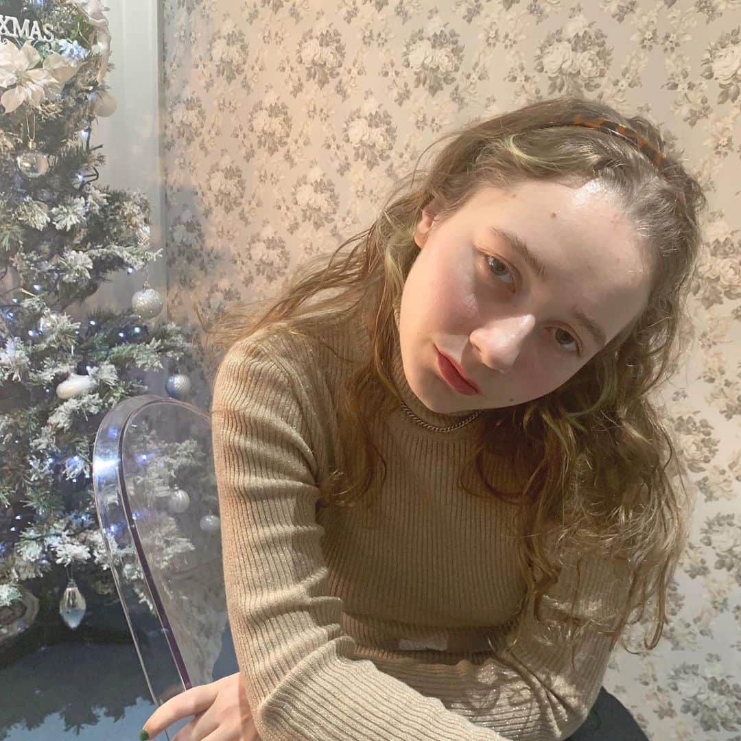 NANA HOSOYAさんのインスタグラム写真 - (NANA HOSOYAInstagram)「May you have a warm, joyful Christmas this year🎄❤️❤️❤️ With love,Nana❤️」12月24日 23時43分 - nana_hair_tokyo