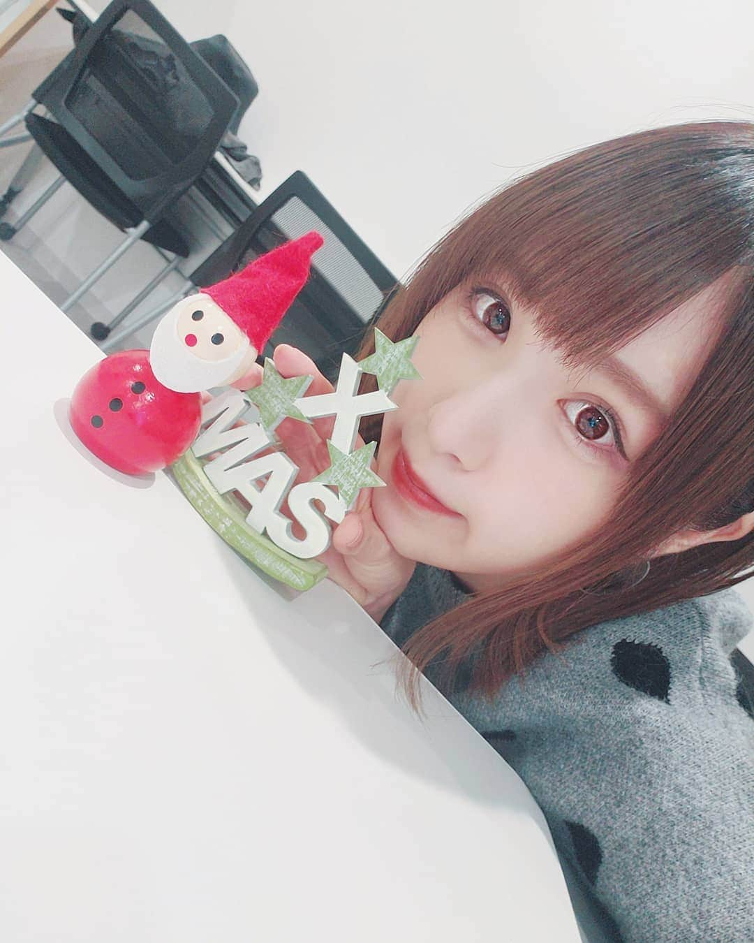 小田桐奈々さんのインスタグラム写真 - (小田桐奈々Instagram)「* 🎄☃°.🎄☃°.🎄 * メリークリスマスイブ❤💚🎅 * 🎄☃°.🎄☃°.🎄」12月24日 23時58分 - odagirinana