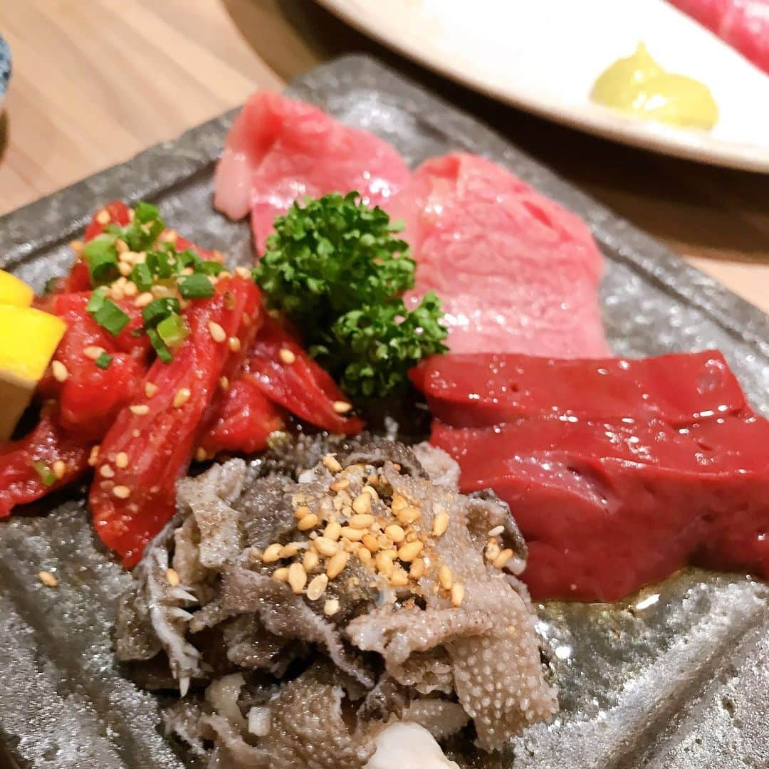 吉田サラダのインスタグラム：「焼肉かんてき。美味！  #神戸焼肉かんてき  #吉田サラダグルメ活動  #吉田サラダなのに肉が好き  #焼肉 #焼肉好きな人と繋がりたい  #違うか」