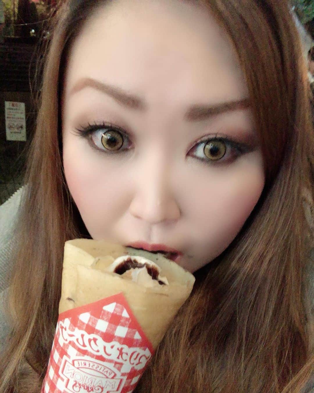 のインスタグラム：「あ、メリークリスマス♫ #av #風俗嬢 #熟女 #41歳 #渋谷 #原宿 #マリオンクレープ #小さい #時からの #味」