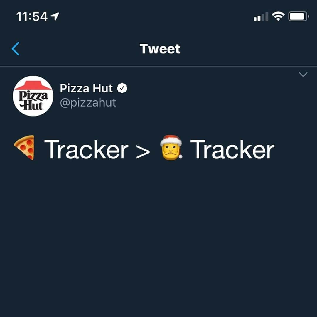 Pizza Hutさんのインスタグラム写真 - (Pizza HutInstagram)「No disrespect to Mr. Santa Claus, but it’s true.」12月25日 3時00分 - pizzahut