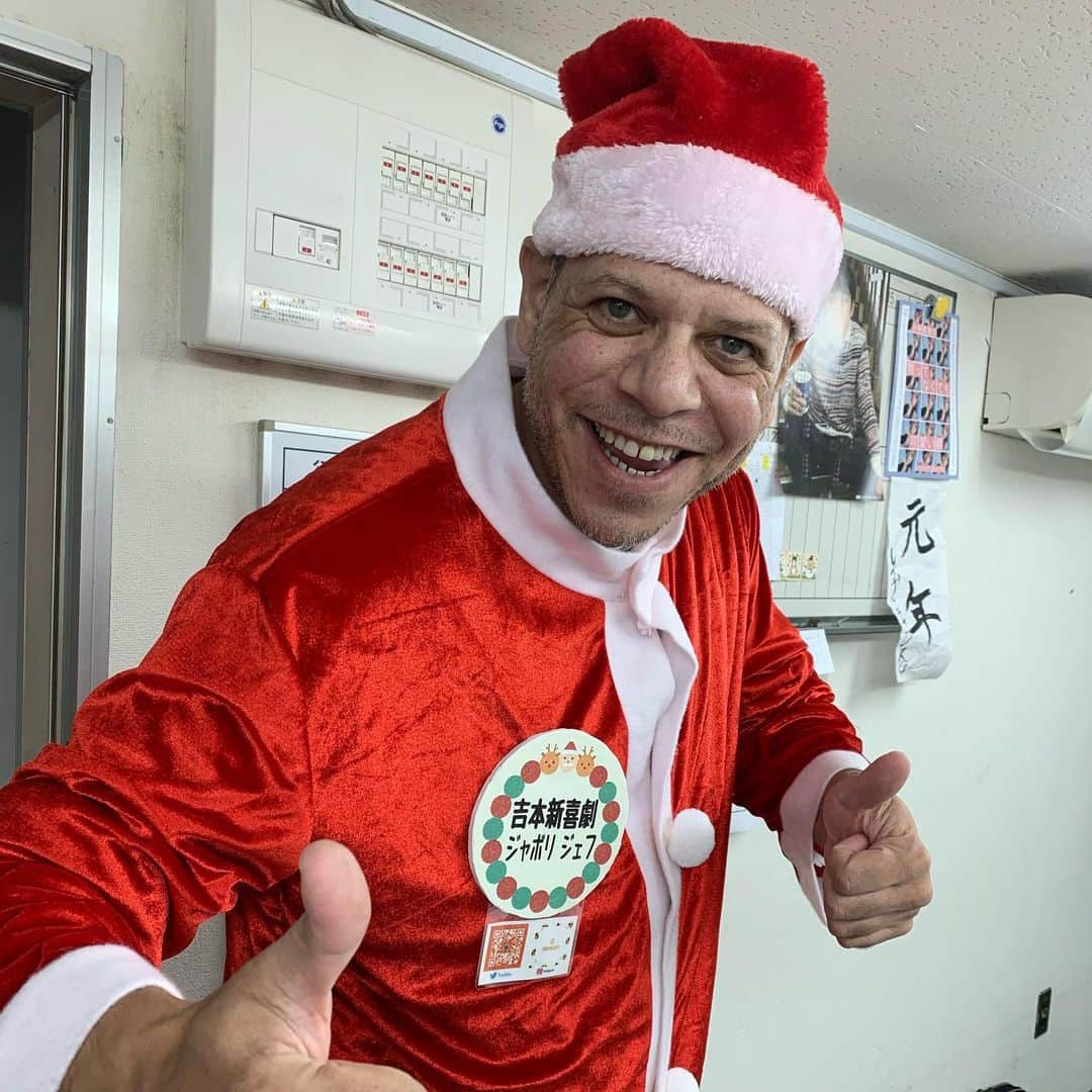 吉本新喜劇さんのインスタグラム写真 - (吉本新喜劇Instagram)「メリークリスマス！！ ジャボリサンタ🎅は あなたの家に現れましたか？」12月25日 14時41分 - yoshimotoshinkigeki