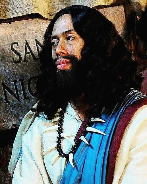 アフィオン・クロケットさんのインスタグラム写真 - (アフィオン・クロケットInstagram)「Happy Bornday, King 👑🙌🏽🙏🏽☺️ . . #affioncrockett #JesuhhCroiissse #Jesus #MerryChristmas #happyholidays #laugh @makeupbykweli 🙌🏽☺️」12月25日 14時28分 - affioncrockett