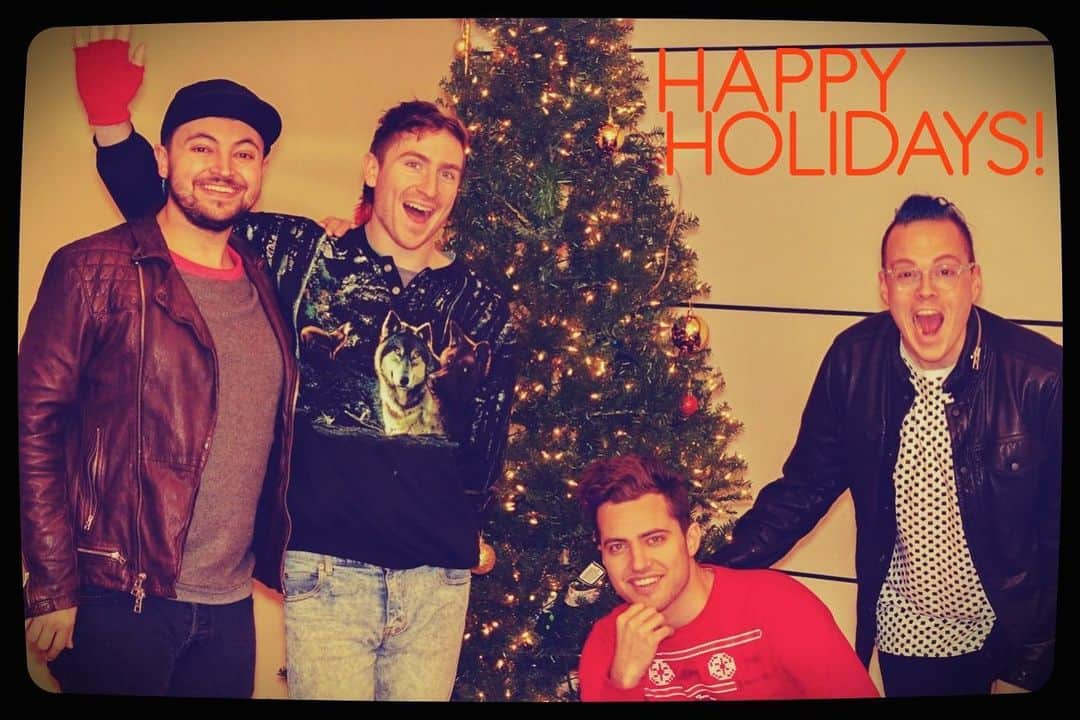 ウォーク・ザ・ムーンのインスタグラム：「happy holidays, 2014」