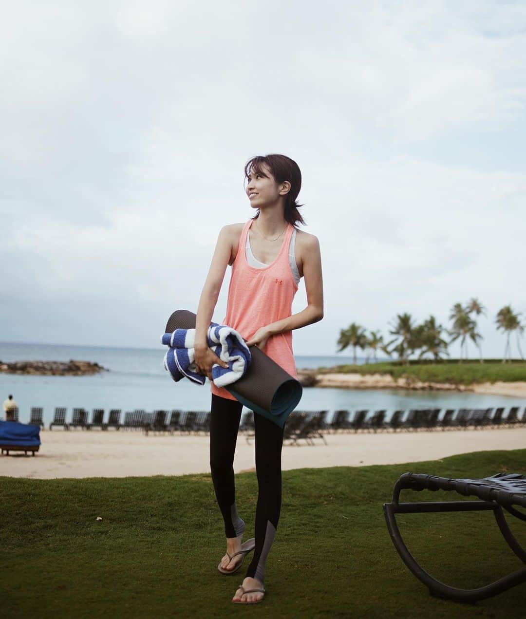 喜田彩子さんのインスタグラム写真 - (喜田彩子Instagram)「﻿ ﻿ morning yoga🧘‍♀️﻿ ﻿ ﻿ #hawaii #ハワイ #하와이 #waikiki #ワイキキ #オアフ #oahu #aloha #travel #trip #旅行 #여행 #hawaiitrip #冬休み #wintervacation #vacation #여름방학 #子連れHawaii #子連れハワイ #子連れ旅行 #子連れtrip #喜田家の冬休み2019 #ayakida_trip﻿ #instadiary#instaphoto #東京カメラ部#カメラ小僧部#sony #カメラ好きな人と繋がりたい﻿ #写真好きな人と繋がり﻿」12月25日 6時56分 - ayacokida