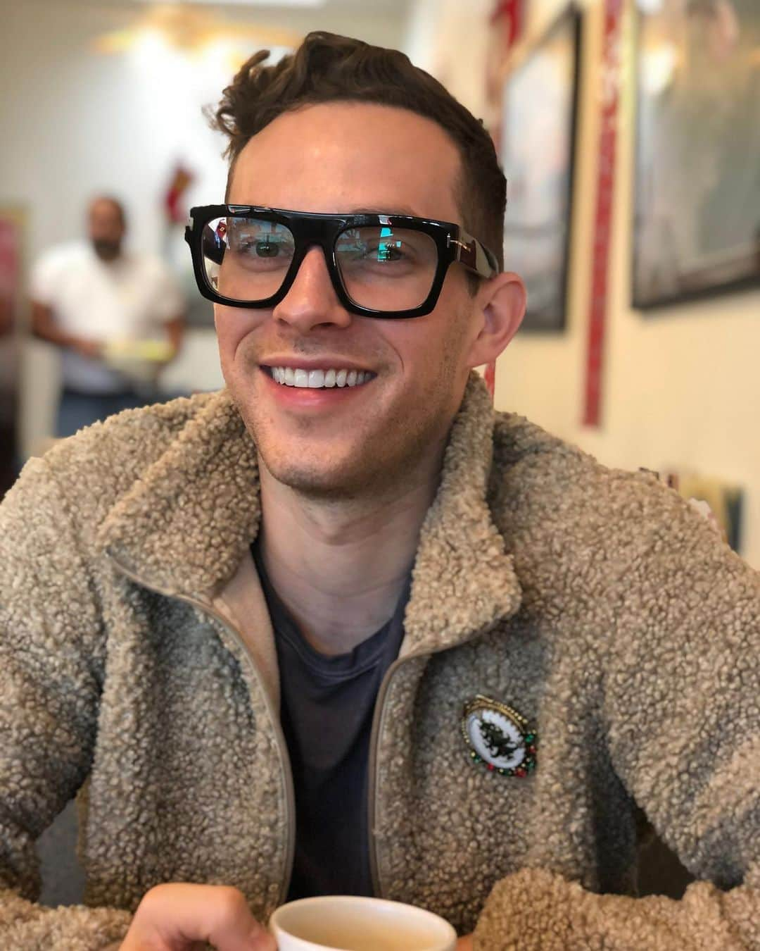 アダム・リッポンさんのインスタグラム写真 - (アダム・リッポンInstagram)「Holiday brooch season」12月25日 7時03分 - adaripp