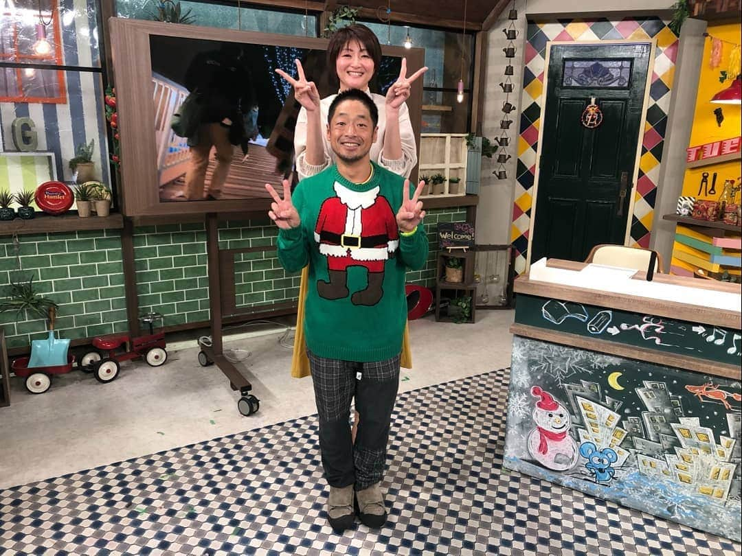 北川まみさんのインスタグラム写真 - (北川まみInstagram)「昨日はゲツキン納め♡ 私のコーナーでは2019年のスポーツニュースを振り返り、特集では年末年始にみんなで楽しめるスポーツゲームをご紹介🤭💕 ゲストはバレーボール元日本代表の宝来麻紀子さんでした❤  #ゲツキン #宝来麻紀子 さん #柳本ジャパン #そして #ミルクボーイ さん #M-1グランプリ #優勝おめでとうございます #なつかしの大阪マラソン #ミルクボーイさんの沿道中継 #毎年面白すぎます #今年もお世話になりました #来年からは放送時間が4時からになります #来年もみてね」12月25日 8時00分 - mk0323