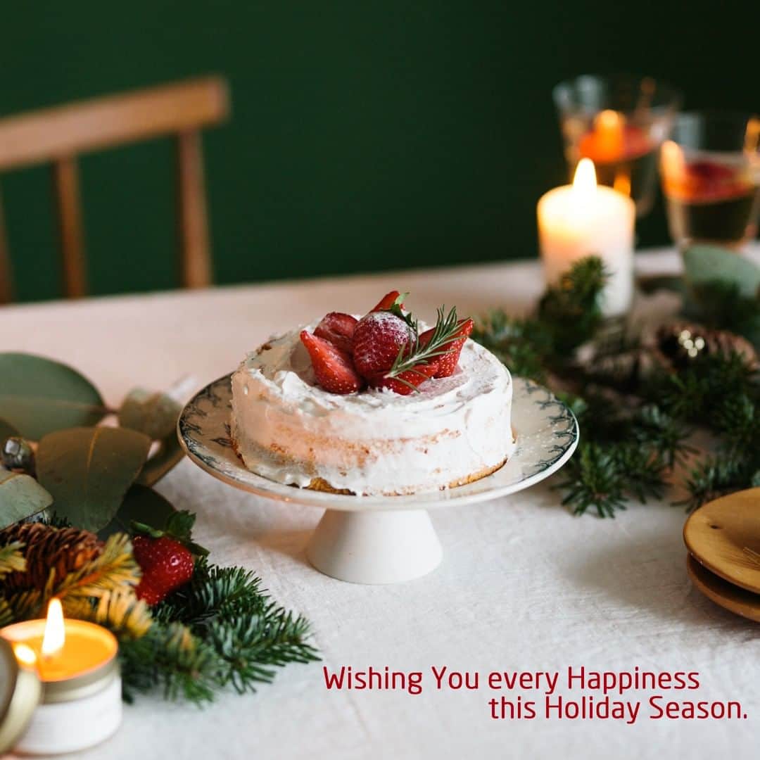 ヴェレダ Weleda Japanさんのインスタグラム写真 - (ヴェレダ Weleda JapanInstagram)「【Merry Christmas】 クリスマスはいかがお過ごしですか。 思い出に残る素敵な1日になりますように・・・♪ . みなさまへの1年分の感謝をこめて。 . #ヴェレダ #weleda #オーガニック #メリークリスマス #クリスマス」12月25日 8時07分 - weleda_japan