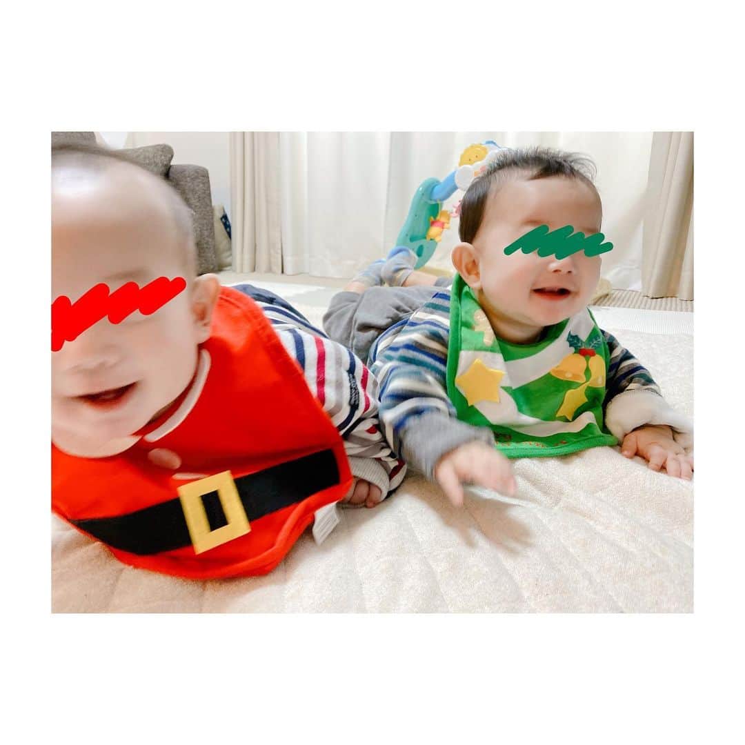 蒼井そらさんのインスタグラム写真 - (蒼井そらInstagram)「They are the first Christmas.  Merry Christmas! * #twins #7monthsbaby #firstcristmas🎄」12月25日 8時53分 - aoi_sola