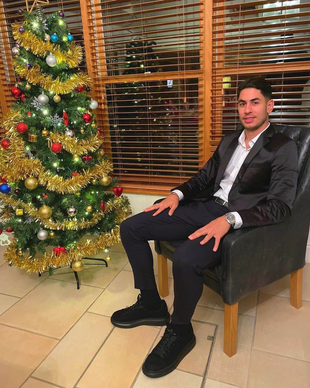 アジョセ・ペレスさんのインスタグラム写真 - (アジョセ・ペレスInstagram)「Merry Christmas! 🎄」12月25日 8時47分 - ayozepg