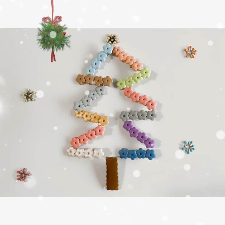 Kikko Designのインスタグラム：「Merry Christmas and A Happy New Year 🎄🎅🏻 素敵なクリスマスをお過ごし下さい  #hairclips #ヘアクリップ」
