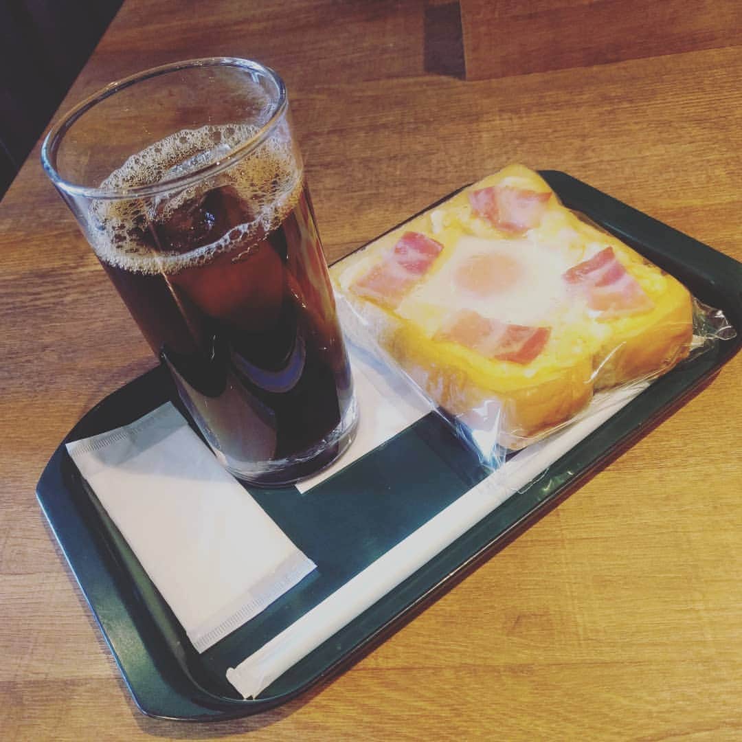 越中睦士さんのインスタグラム写真 - (越中睦士Instagram)「昨日食べた PRONTOのトースト 美味しかったな✧  #PRONTO」12月25日 10時52分 - makotokoshinaka