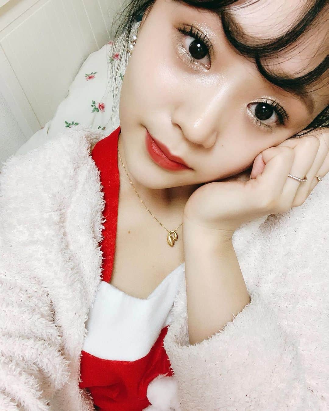 並川花連さんのインスタグラム写真 - (並川花連Instagram)「Happy  Merry Christmas.🎄🎅🏻❤️」12月25日 10時59分 - kareurn