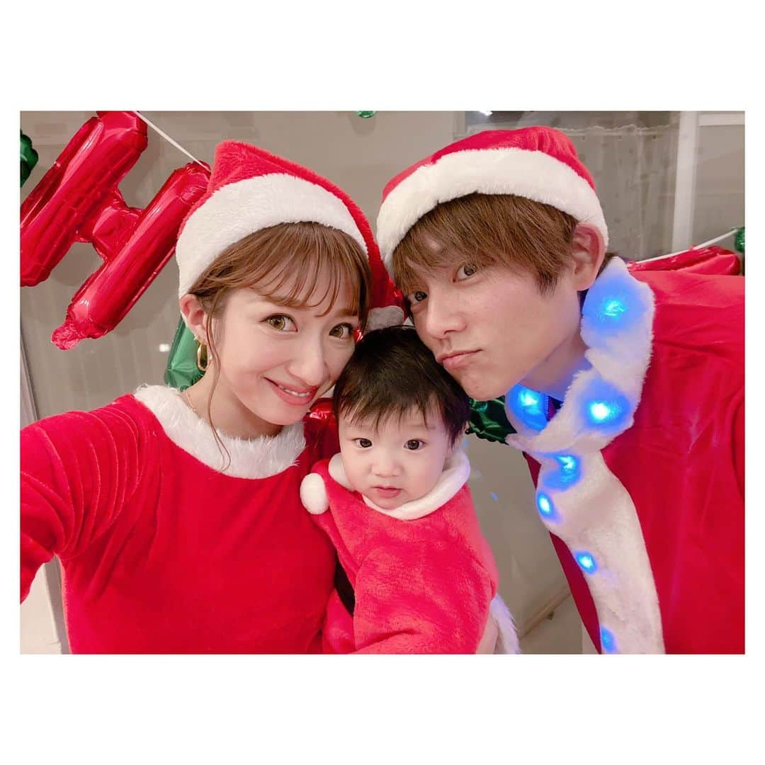 辻希美さんのインスタグラム写真 - (辻希美Instagram)「Merry Xmas🎅🎄💕" #Xmas #merrychristmas  #🎅💕 #🎄💕」12月25日 11時00分 - tsujinozomi_official