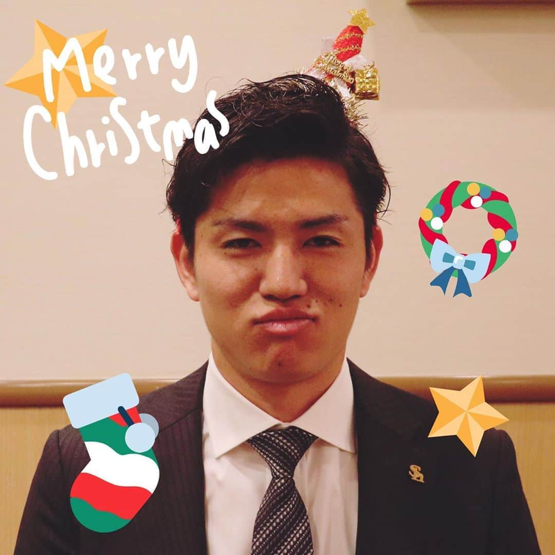 福岡ソフトバンクホークスさんのインスタグラム写真 - (福岡ソフトバンクホークスInstagram)「#merrychristmas #2019年12月25日 #素敵なクリスマスを #高橋礼 #softbankhawks #ホークス #奪sh」12月25日 11時34分 - softbankhawks_official