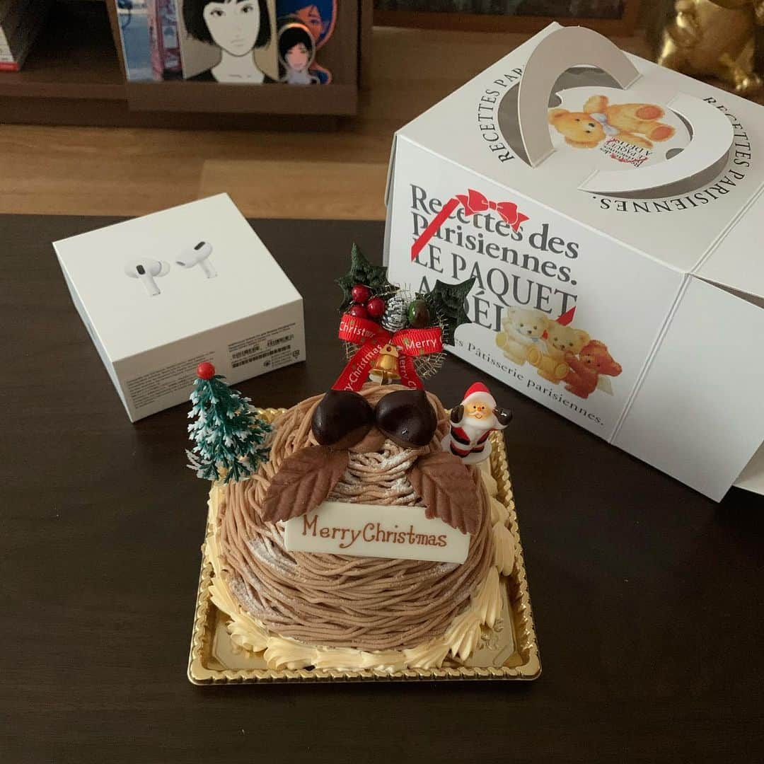 横田ひかるさんのインスタグラム写真 - (横田ひかるInstagram)「Merry Christmas 🎅🏻🎄 素敵な1日にしてね❤︎」12月25日 11時36分 - _rncn950805